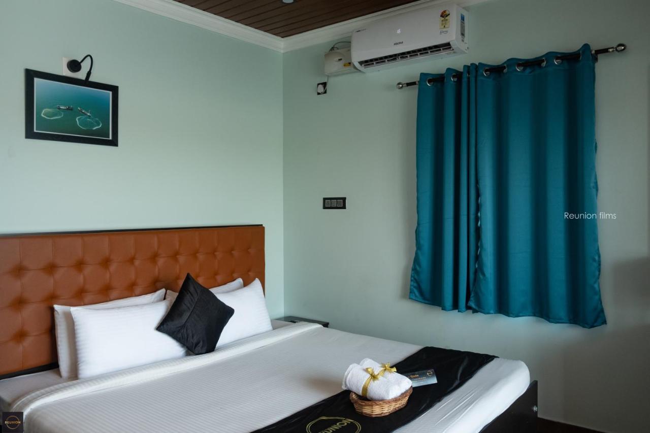 Reunion Ocean Tides Hotel Udupi Luaran gambar