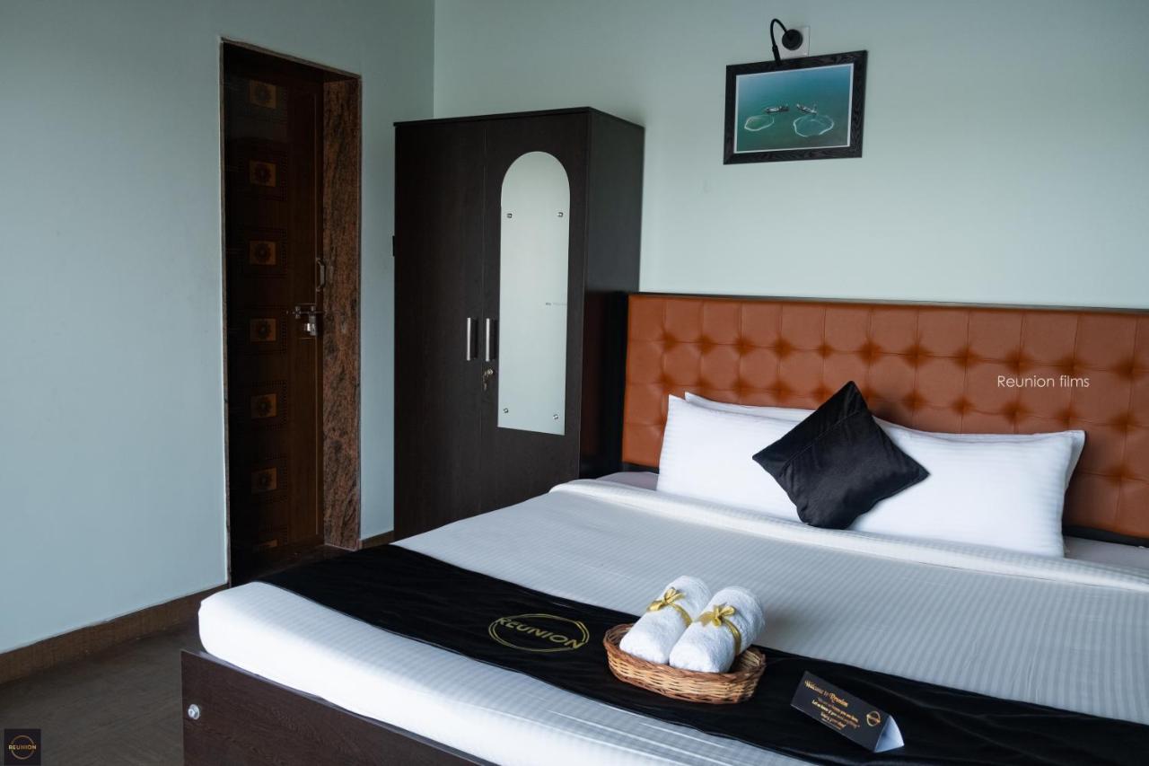 Reunion Ocean Tides Hotel Udupi Luaran gambar